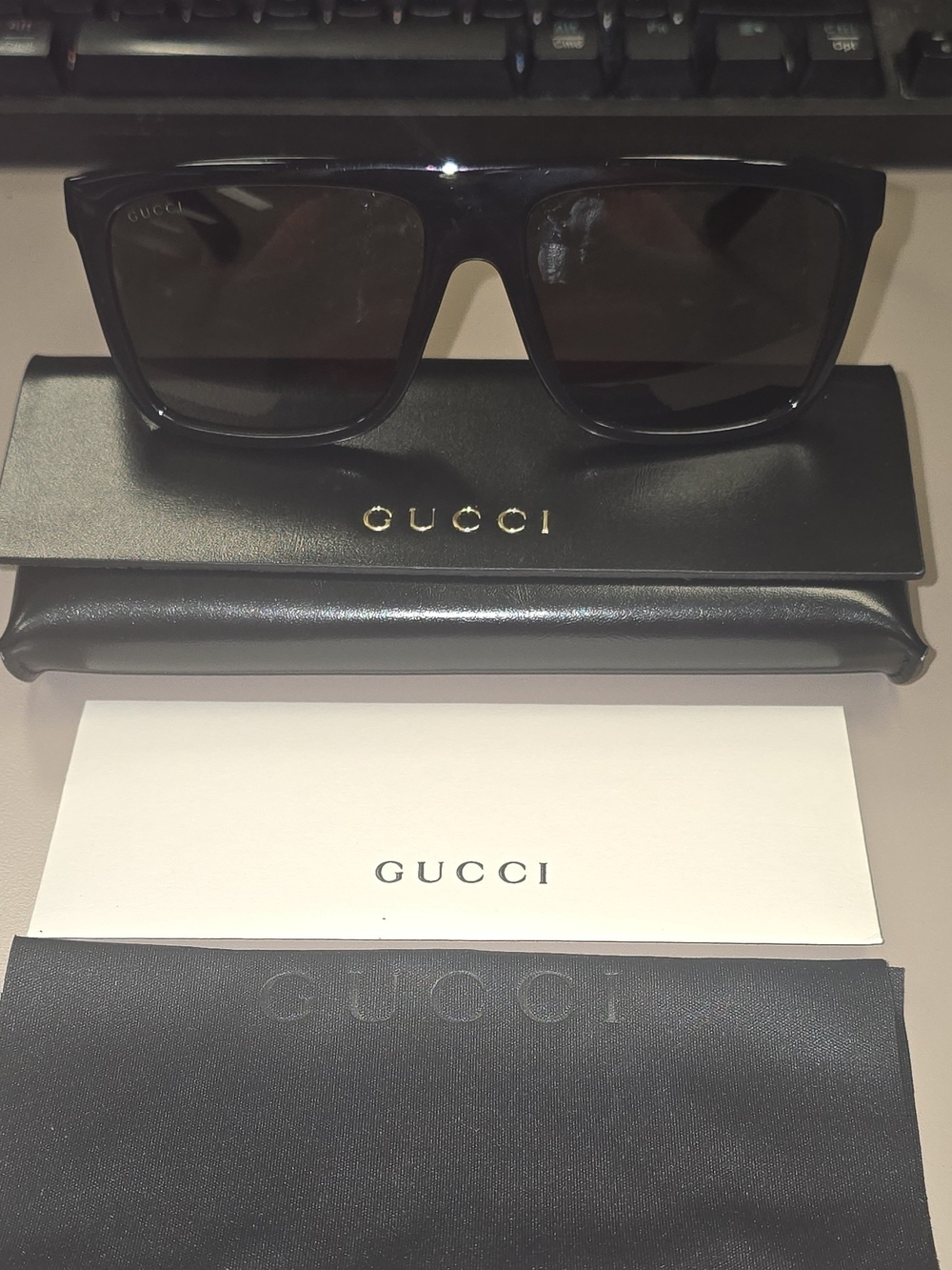 NWT Gucci GG0748S Men’s Black Rectangular Sunglasses - Full Set Case & Card